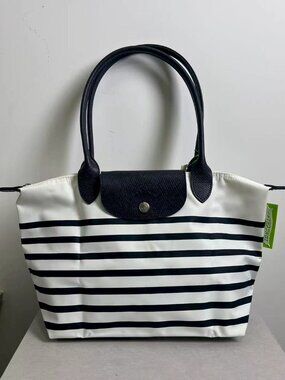 Women's Longchamp Medium Tote Bag